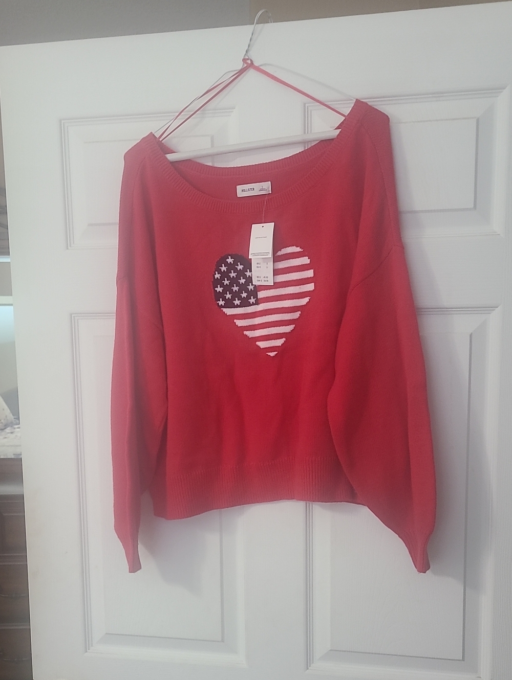 HOLLISTER Red Heart Flag Knit Sweater - Women SZ L